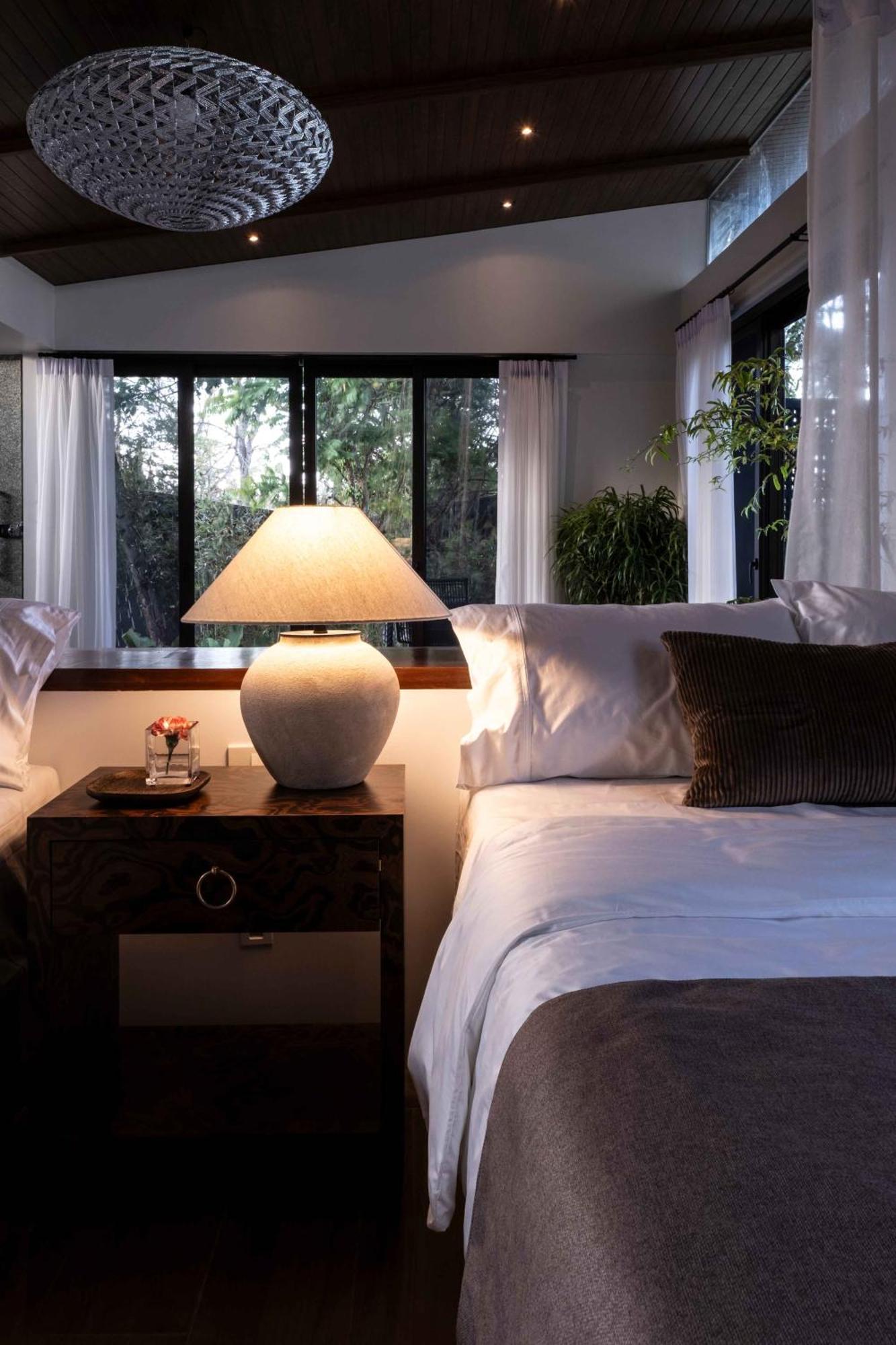 Ananda Cabin - Ezra Viniti Resort Tagaytay City Extérieur photo